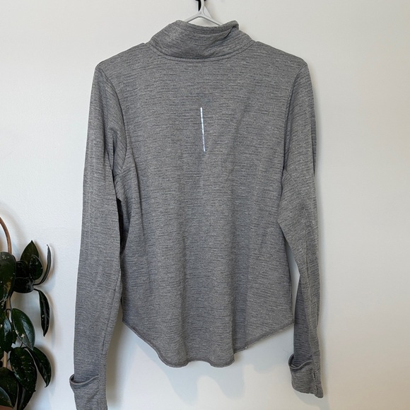 NIKE Dry Fit Running Women's Quarter-Zip Top Size L - Picture 2 of 5